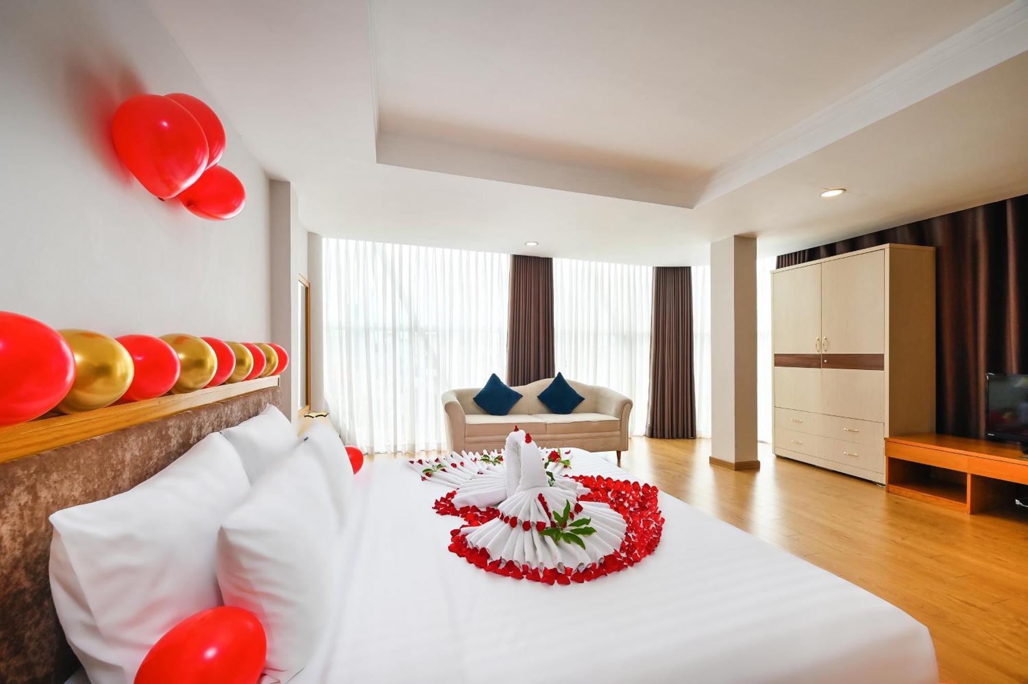 Ttc Hotel Deluxe Airport Thành Pho Ho Chí Minh Esterno foto