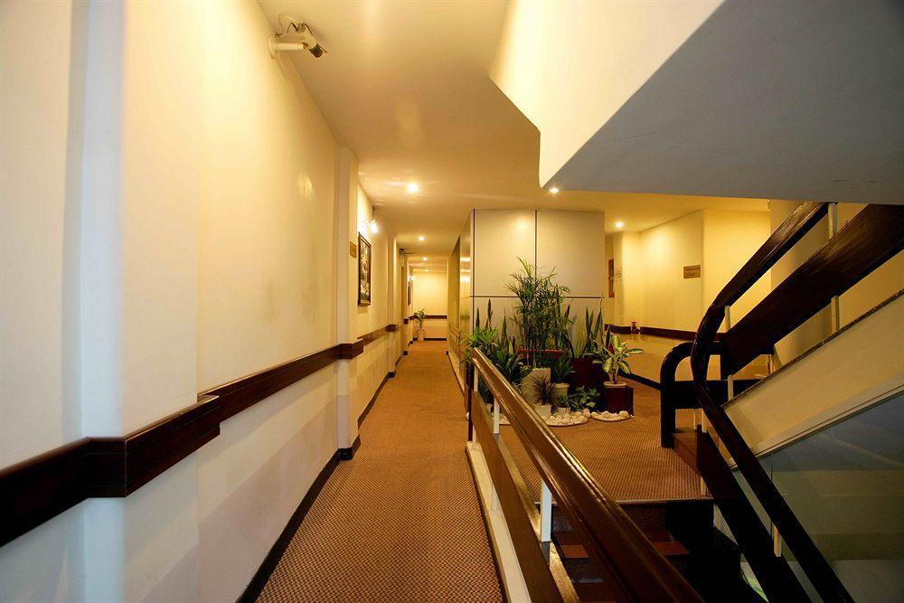 Ttc Hotel Deluxe Airport Thành Pho Ho Chí Minh Esterno foto